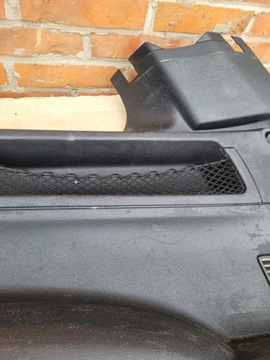 JEEP GRAND CHEROKEE WK 05-10 ОБИВКА СУМКИ. ЗАКОНЫ