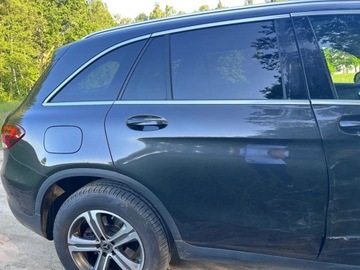 Mercedes GLC C253 2020 Mercedes-Benz GLC 300 de 4Matic diesel elektric 2.0 Hybryda Plug-in 194KM, zdjęcie 7