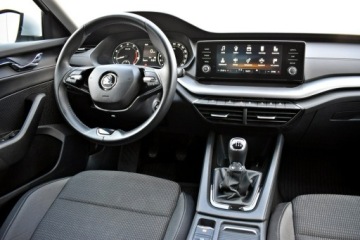 Skoda Octavia IV Liftback 1.5 TSI EVO 150KM 2023 Škoda Octavia Skoda Octavia Bezwypadkowy / Salon, zdjęcie 16