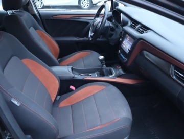 Toyota Avensis III Sedan Facelifting 2015 1.6 Valvematic 132KM 2015 Toyota Avensis 1.6 Valvematic, Salon Polska, zdjęcie 8