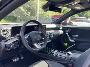 Mercedes Klasa A W177/V177 Hatchback Facelifting 2.0 220 190KM 2025 A Klasa 220 4-Matic AMG Line 2.0 (190KM) 2025, zdjęcie 8