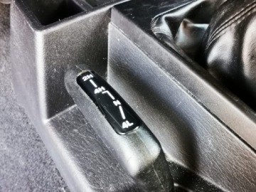 Jeep Wrangler II 4.0 i 178KM 2006 JEEP WRANGLER II (TJ) Wyciągarka, Manual, 53611 mil,2xklucz, 4.0 i 178KM, zdjęcie 17