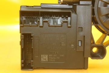 VW Passat B7 013082451 3C0959792C