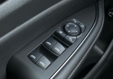 Opel Insignia II Grand Sport Facelifting 2.0 Diesel 174KM 2022 Opel Insignia Business Elegance, HUD, Tempomat, Kamera, Podgrzewane fotele, zdjęcie 18