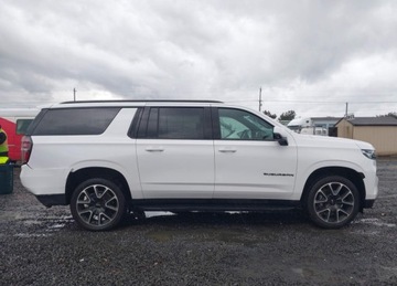 Chevrolet Suburban GMT900 2021 Chevrolet Suburban 2021r., 4WD RST, 5.3L, od ubezpieczalni 5.3 Benzyna, zdjęcie 7