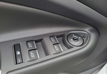 Ford Kuga II SUV Facelifting 1.5 EcoBoost 150KM 2017 Ford Kuga 1,5 150 KM Tytanium Navi PDC Kamera Pano Stan Niemiec 1.5, zdjęcie 12