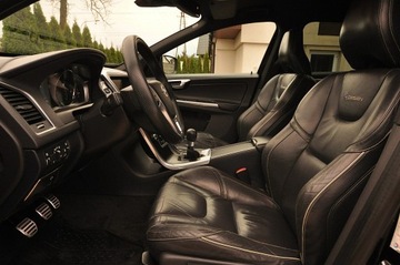 Volvo XC60 I SUV 2.0 D4 163KM 2012 Volvo XC 60 R-Design__5-Cylindrów__Alu '20__D4 163ps, zdjęcie 17