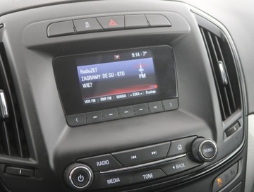 Opel Insignia I Sports Tourer Facelifting 2.0 CDTI ECOTEC 130KM 2015 Opel Insignia 2.0 CDTI, Salon Polska, Serwis ASO, zdjęcie 12