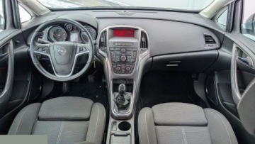 Opel Astra J Hatchback 5d 2.0 CDTI ECOTEC 160KM 2011 Opel Astra 2.0 CDTI DPF Innovation 160KM 2011r Dostawa pod dom!, zdjęcie 7