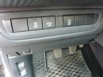 Peugeot 2008 I SUV 1.6 e-HDi 92KM 2015 Peugeot 2008 1.6 HDI 92, zdjęcie 29