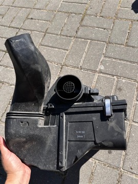 BMW 1 E87 FACELIFT POUZDRO FILTRU VZDUCHU 7797460