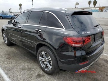 Mercedes GLC C253 2021 Mercedes-Benz GLC 2021 r., 2,0L GLC 300 2.0 Benzyna 255KM, zdjęcie 2