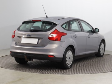 Ford Focus III Hatchback 5d facelifting 1.0 EcoBoost 100KM 2014 Ford Focus 1.0 EcoBoost, Navi, Klima, Tempomat, zdjęcie 4