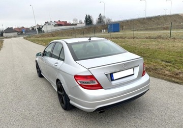 Mercedes Klasa C W204 Limuzyna 2.2 220 CDI BlueEfficiency 170KM 2010 Mercedes-Benz Klasa C W204 AMG C KLASA 2.2 D 1..., zdjęcie 3