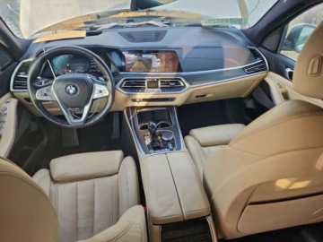 BMW X7 2021 BMW X7 xDrive40i 2021 3.0 Benzyna 335KM, zdjęcie 8