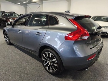 Volvo V40 II Hatchback Facelifting 2.0 D2 120KM 2019 Volvo V40 2.0, 120 KM, Automat, Nawi, Kamera,, zdjęcie 4