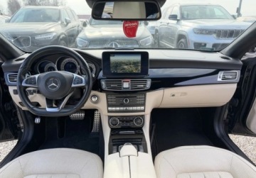 Mercedes CLS W218 Shooting Brake Facelifting 400 333KM 2015 Mercedes-Benz CLS 4x4 CLS 400 3,5 Benz 333 KM 2015r Warszawa 3.5 333KM, zdjęcie 6