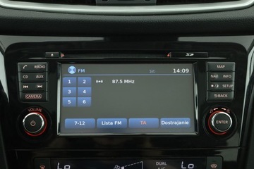 Nissan Qashqai II Crossover 1.6 DIG-T 163KM 2015 Nissan Qashqai 1.6 DIG-T, Salon Polska, zdjęcie 10