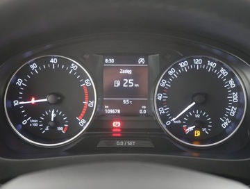 Skoda Rapid II Spaceback 1.2 TSI 110KM 2016 Skoda Rapid Spaceback 1.2 TSI, Salon Polska, zdjęcie 10