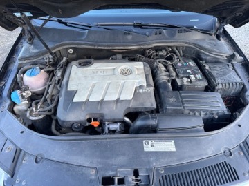 Volkswagen Passat B6 Variant 2.0 TDI-CR DPF 110KM 2010 Volkswagen Passat 2.0 TDI CR/Bogata wersja/HAK/, zdjęcie 34