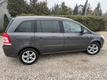 Opel Zafira B 1.6 Twinport ecoFLEX 115KM 2009 OPEL ZAFIRA 2009 1.6 7-osobowy stan bdb, zdjęcie 16