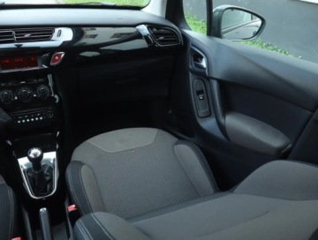 Citroen C3 II Hatchback facelifting 1.2 VTi 82KM 2015 Citroen C3 1.2 VTi, Klima, Tempomat, zdjęcie 7