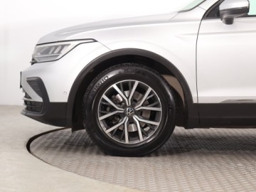 Volkswagen Tiguan II SUV Facelifting 1.5 TSI 150KM 2021 VW Tiguan 1.5 TSI, Salon Polska, Serwis ASO, DSG, zdjęcie 14