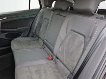 Volkswagen Golf VIII Variant 2.0 TDI 150KM 2021 Volkswagen Golf Variant Martwe poleVirtualFaktura23 Masaz fotela kierowcy, zdjęcie 29