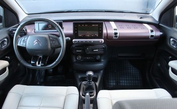 Citroen C4 Cactus Crossover Facelifting 1.2 PureTech 131KM 2018 Citroen C4 Cactus Shine Salon PL Od RiA 1.2 Benzyna 130KM, zdjęcie 7