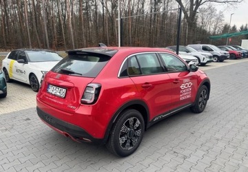 Fiat 2025 Fiat 600 Fiat 600 Hybrid Pakiet Style i Komfort 2025 1.2 Hybryda 100KM, zdjęcie 3