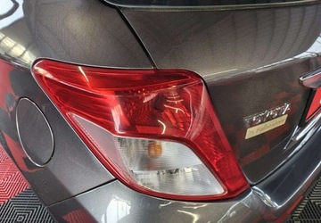 Toyota Yaris III Hatchback 5d 1.33 Dual VVT-i 99KM 2012 Toyota Yaris Toyota Yaris III 1.3BENZYNA ZADBANA 1.3 Benzyna 99KM, zdjęcie 23