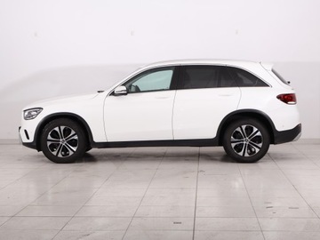 Mercedes GLC C253 SUV Facelifting 2.0 200d 163KM 2022 Mercedes GLC GLC 200 d 4MATIC, Salon Polska, zdjęcie 2