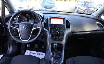 Opel Astra J Sports Tourer Facelifting 1.6 CDTI ecoFLEX 110KM 2015 Opel Astra Czujniki cofania, Tempomat , Klimatyzacja, El. szyby, ZADBANY., zdjęcie 4