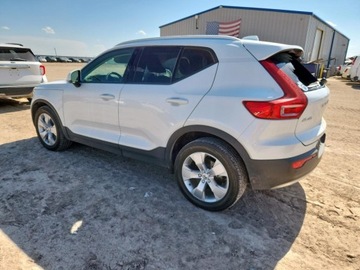 Volvo XC40 2021 Volvo XC 40 T5 Momentum 2021 2.0l 2.0 Benzyna 248KM, zdjęcie 1