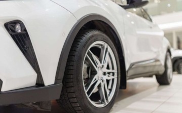 Toyota C-HR I Crossover Facelifting 2.0 Hybrid Dynamic Force 184KM 2022 Toyota C-HR 2.0 Hybrid GR Sport 2.0 Hybryda 184KM, zdjęcie 13