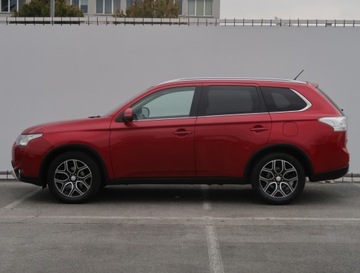 Mitsubishi Outlander III SUV Facelifting 2015 2.0 MIVEC 150KM 2015 Mitsubishi Outlander 2.0, Salon Polska, zdjęcie 2