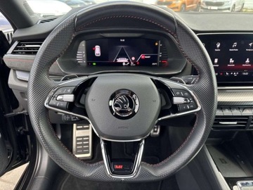 Skoda Octavia IV RS Kombi 2.0 TSI 245KM 2023 Skoda Octavia Combi RS 2.0 TSI 245KM DSG Hak holowniczy, FV 23 2.0, zdjęcie 23