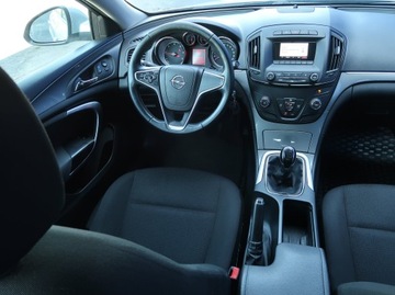Opel Insignia I Sedan Facelifting 2.0 CDTI ECOTEC 130KM 2014 Opel Insignia 2.0 CDTI, Salon Polska, VAT 23%, zdjęcie 6