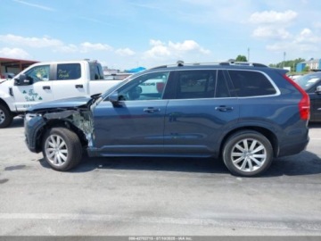 Volvo XC90 II 2018 Volvo XC 90 T6 Momentum 2018 2.0l 2.0 Benzyna 316KM, zdjęcie 2
