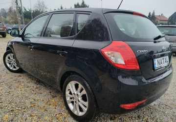 Kia Ceed I Hatchback 5d Facelifting 1.4 DOHC CVVT 90KM 2011 Kia Ceed Super stan Maly przebieg 12.2011 1.4 Benzyna 90KM, zdjęcie 3