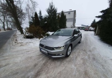 Volkswagen Passat B8 Limousine 2.0 TDI BlueMotion Technology 150KM 2015 Volkswagen Passat Volkswagen Passat 2.0 TDI (BlueMotion Technology) DSG Hi