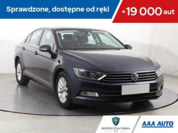 Volkswagen Passat B8 Limousine 1.4 TSI ACT 150KM 2015 VW Passat 1.4 TSI, Salon Polska, Klima