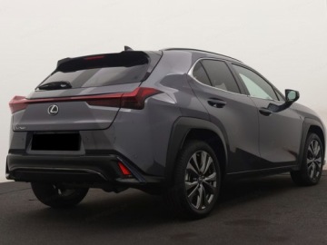Lexus UX Crossover Facelifting 2.0 300h 199KM 2025 Od ręki - 300h F Sport 2.0 Hybrid Dynamic Force 199KM | Podgrzewane fotele!, zdjęcie 2