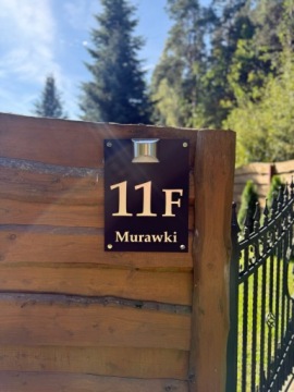 Табличка с номером дома с солнечной подсветкой 30x40 Табличка с номером дома