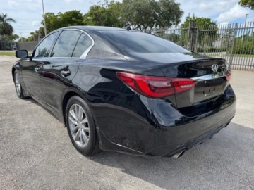 Infiniti Q50 II 2021 Infiniti Q50 2021 INFINITI Q50 PURE 3.0 Benzyna 300KM, zdjęcie 3