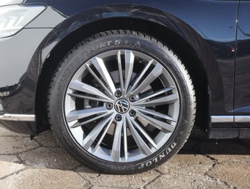 Volkswagen Passat B8 Variant Facelifting 2.0 TDI SCR 200KM 2020 VW Passat 2.0 TDI, Salon Polska, Serwis ASO, zdjęcie 14