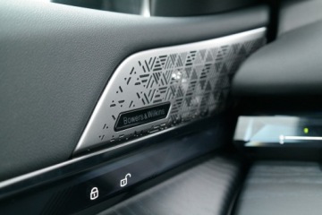 BMW Seria 5 G90-91 2024 BMW 550 BMW 550e M Professional M Pro HAK Adaptive, zdjęcie 22