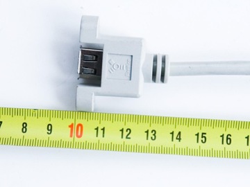 Монтажный разъем/порт FireWire