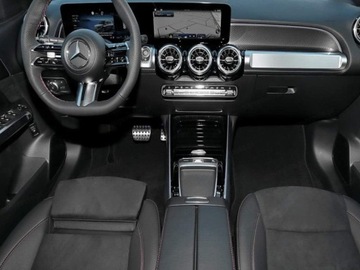 Mercedes GLB SUV 1.3 200 163KM 2025 Mercedes-Benz GLB 200 mHEV AMG Line 7G-DCT 1.3 163KM, zdjęcie 4