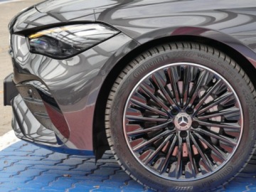 Mercedes CLE Coupe 2.0 300 258KM 2026 300 4M Pakiet AMG Premium + Kamera 360 + Burmester 3D, zdjęcie 15